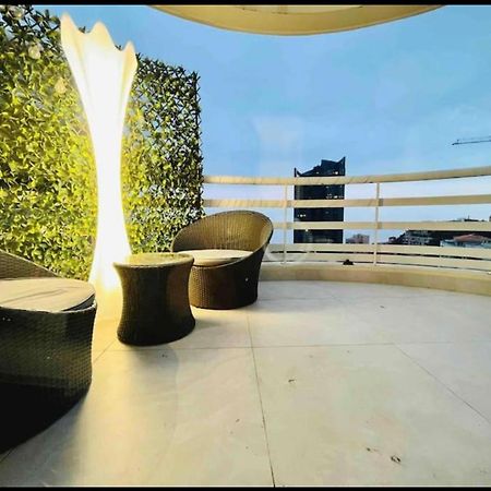 Appartamento Reve Au 7E Ciel Piscine Baie De Monaco Beausoleil Esterno foto