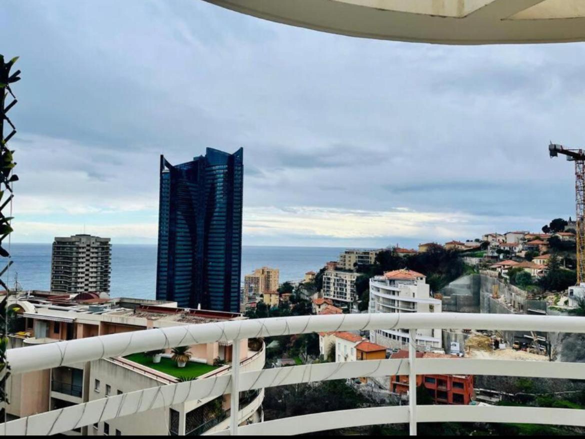 Appartamento Reve Au 7E Ciel Piscine Baie De Monaco Beausoleil Esterno foto